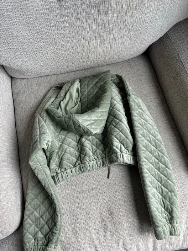 Cider cropped quilted jacket with hood - Image 3