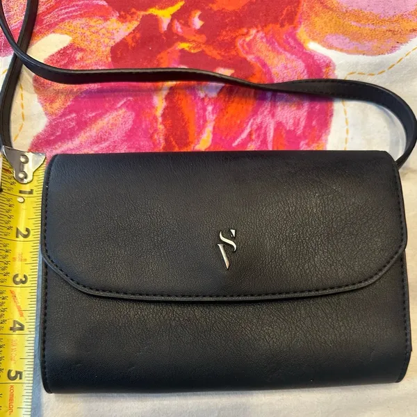 Vera Wang Small Black Crossbody Bag - Image 5