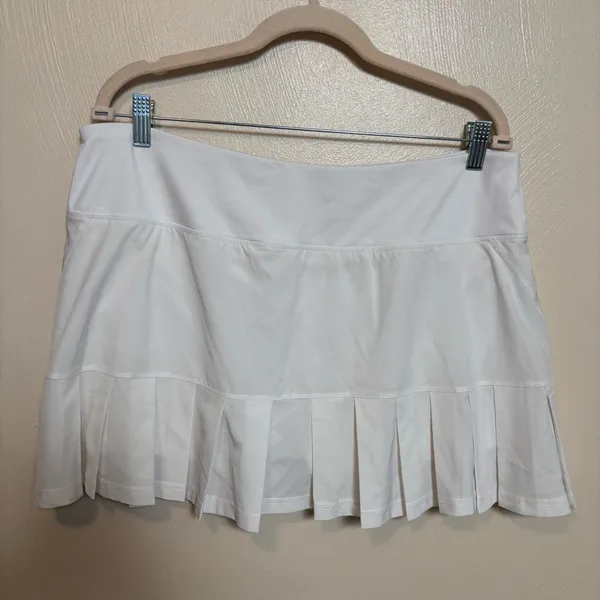 Bolle Women's‎ Skort Tennis Pickleball Athletic Pleated White Shorts Size XL - Image 3