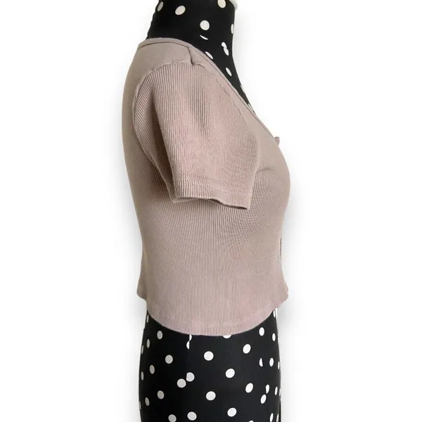 Brandy Melville John Galt Womens Top‎ Taupe Ribbed Button Up Zelly Y2K Cropped - Image 4