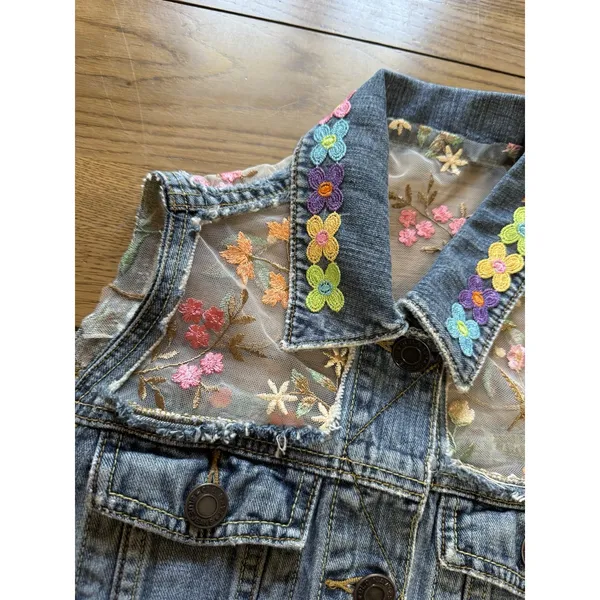 Denim Embroidered Floral Sleeveless Vest Women Size Medium Bohemian Hippie‎ - Image 3