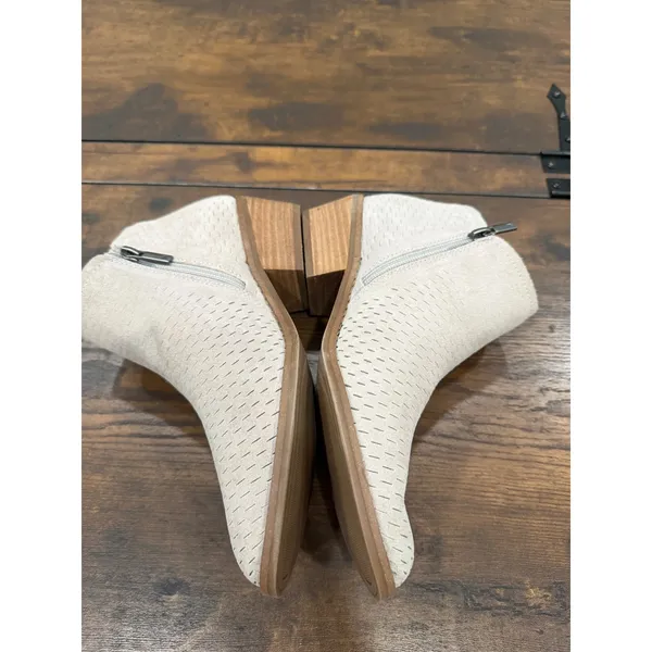 Lucky Brand Fabiana Booties Womens 8M Beige‎ Perforated Leather Ankle Boots Boho - Image 4