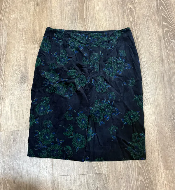 Ann Taylor factory pencil skirt - Image 5