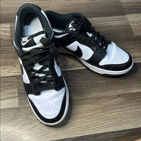 Nike Dunk Low Retro Women's Size 9.5"Panda" in White/Black. - Image 2