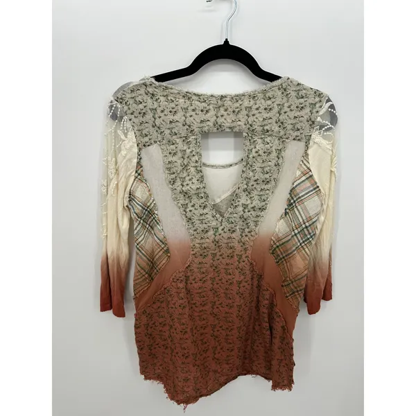 Gimmick by BKE Womens Medium Patchwork Floral Plaid Lace Cutout Top Rust Green - Image 3