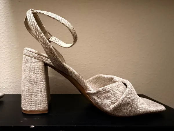 Steve Madden Mandy Natural Linen Heels - Image 9
