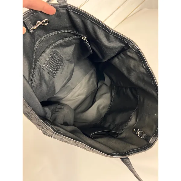 Coach Black Signature Canvas Leather Tote Bag Tassel Shoulder Purse - Image 4
