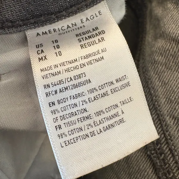 American‎ Eagle Gray High Waisted Distressed Mom Jeans Size 10 Regular Raw Hem - Image 6