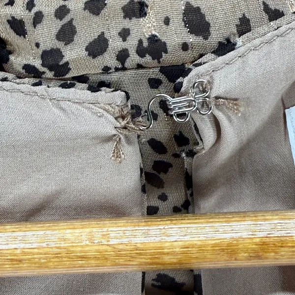 ASTR The Label Dottie Midi Dress Animal Print Ruched Long Sleeve XS‎ - Image 9