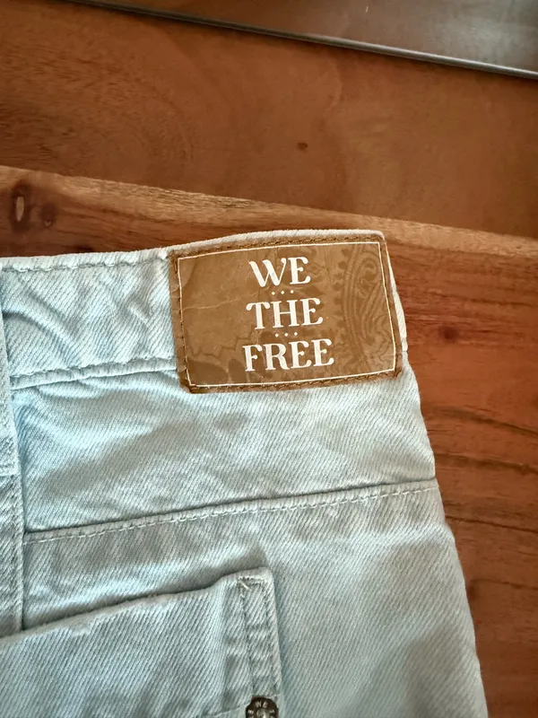 Free People Jean Shorts - Image 4