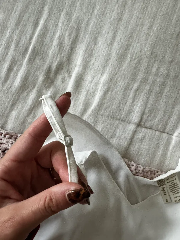 Japna Basic White Tank - Image 5