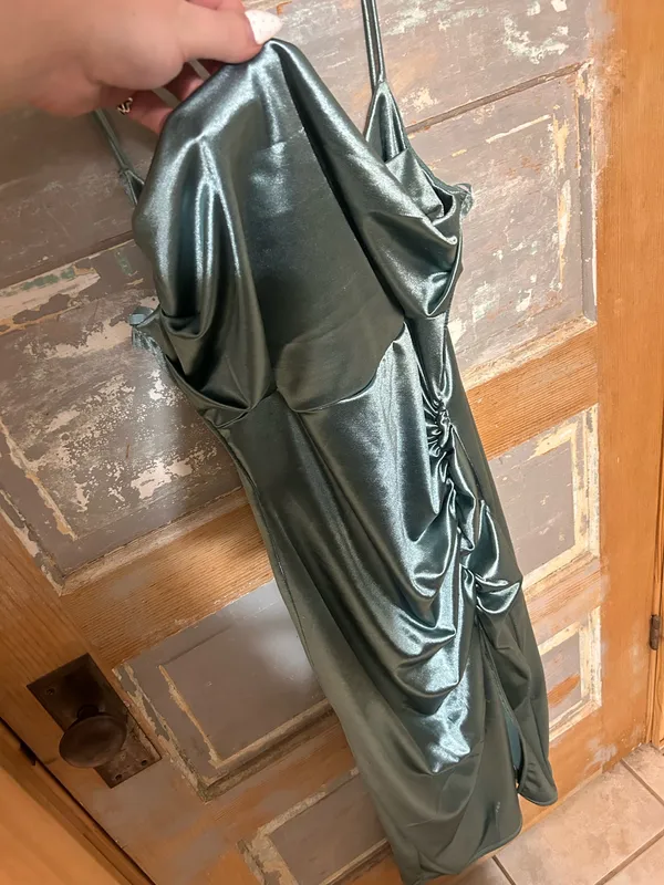 Windsor Dress Formal Satin Slit - Image 3