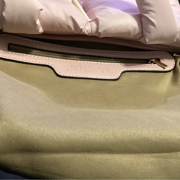Pink puffer bag Jen & Co - Image 12