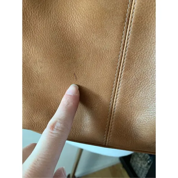 FOSSIL Brown Leather Crossbody Bag/Purse/Satchel, Non-Adjustable Strap - Image 3