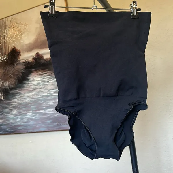 Skims core‎ control high waisted brief size 2X XXL onyx black - Image 4