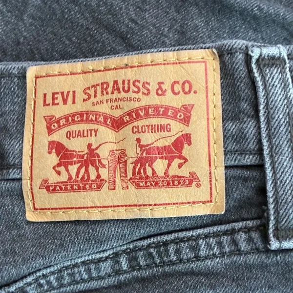 Levis Western Jean Shorts Yoke High Waisted Faded Black Denim Cowgirl Size 28 - Image 6