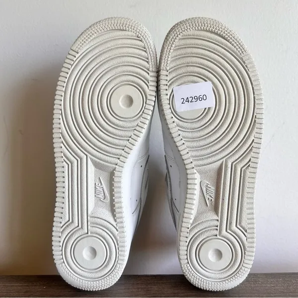 Nike Air Force 1 ‘07 Triple White Shoe Size 8.5 or 10 #404A - Image 9