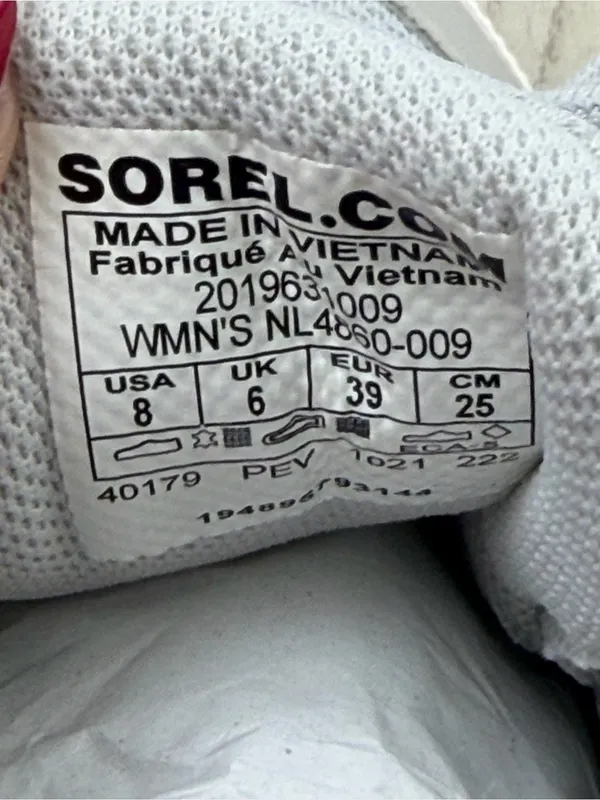 Sorel Women's Out N About III Waterproof Low-Top Sneaker US8 Moonstone Dove $110 - Image 5