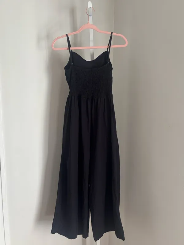 Avalebeti Black Wide-Leg Crop Jumpsuit Romper with Bow Front and Cut Out Size M - Image 4
