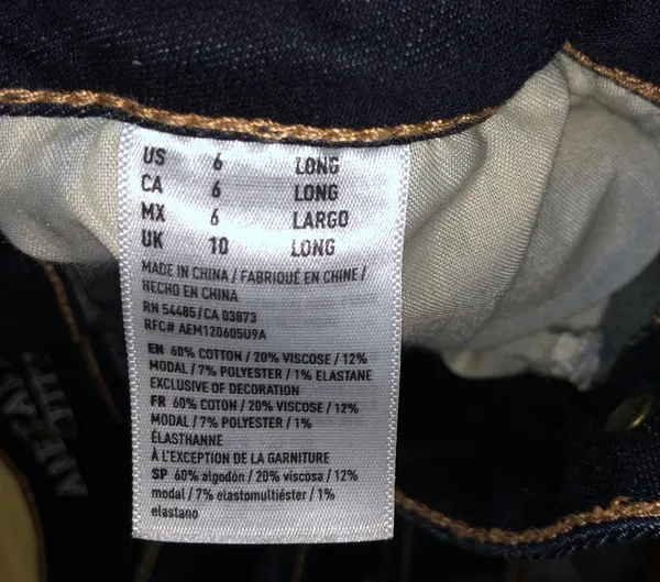 NWOT AEO Skinny Jeans Size 6 Long - Image 5