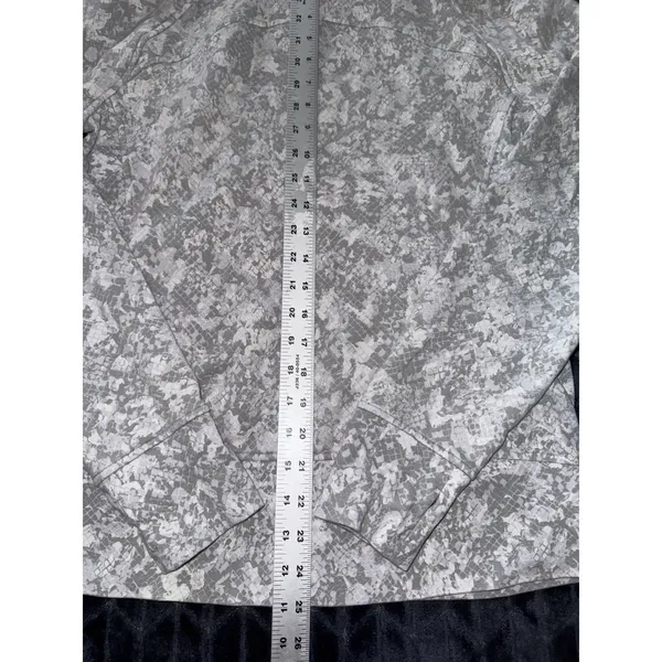 Lululemon Hooded Define Jacket Nulu Hideaway Camo Starlight Size 10 - Image 9