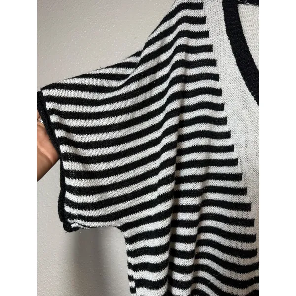 POL Black & White Striped V-Neck Dolman Sleeve Knit Sweater Size L - Image 3