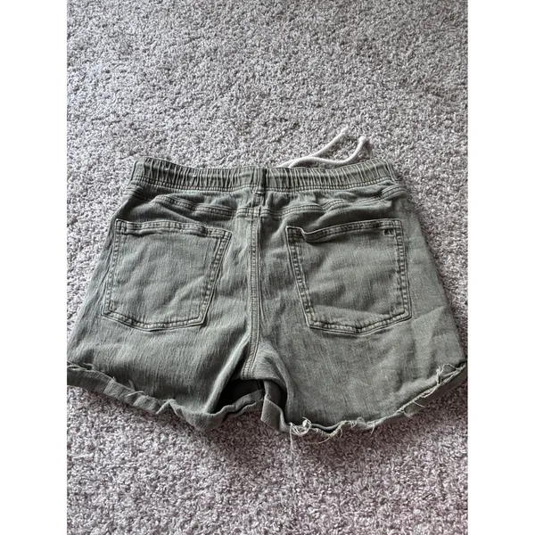 American Eagle Stretch Olive Green Drawstring Denim Shorts Women Size 12 Frayed - Image 4