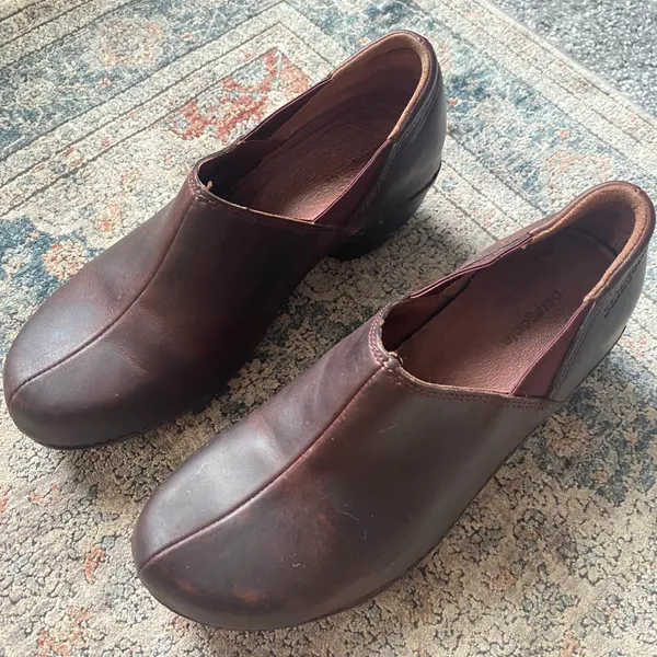 Patagonia • Better Clog work shoe• Size 6.5 - Image 2