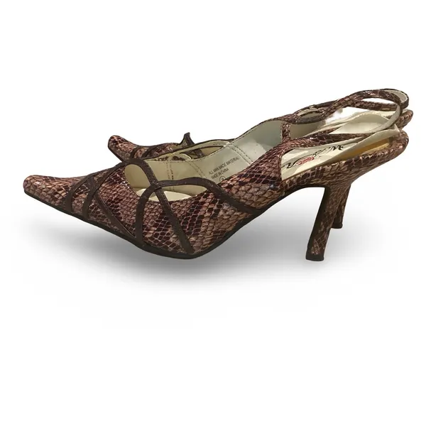 Wild Rose Slingback Pumps - Image 3