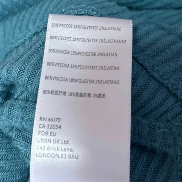 Urban Outfitters Blue Long Sleeve Ribbed Knit Wrap Cropped Sweater Top Size M - Image 4