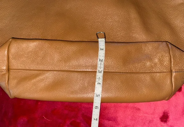 Cuyana large bag tote camel color - Image 7