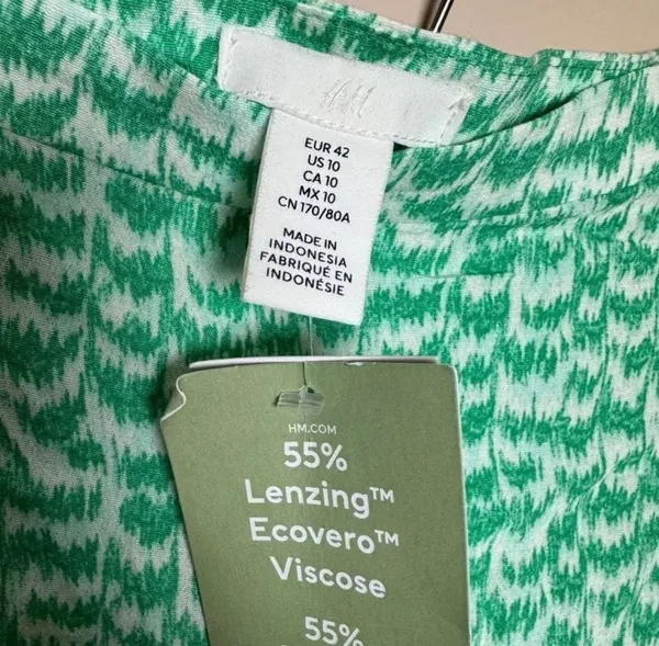 CLEARANCE! Green H&M Patterned Maxi Skirt Size 10 NWT - Image 6