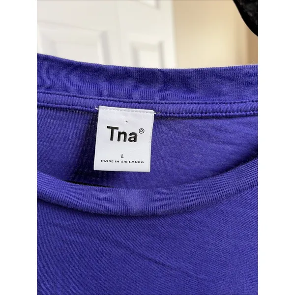 Tna Aritzia Cropped Boxy Tee Womens Size L Purple Streetwear Cotton T-Shirt - Image 3