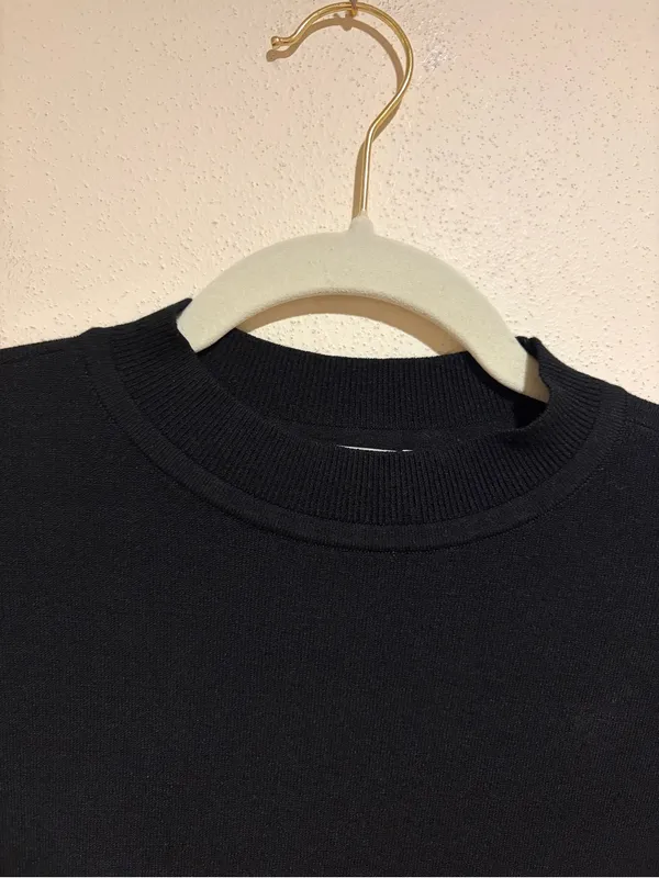 Club Monaco Mixed Media Puff Sleeve Mock Neck Sweater Black Size Small - Image 6