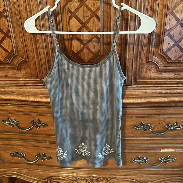 Top spaghetti straps fitted - Image 2