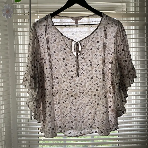 LC Lauren Conrad daisy print flutter sleeve peasant blouse, size XL - Image 7