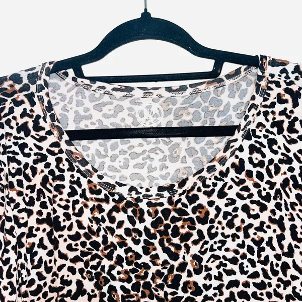 Maurices 24/7 Cream Brown Leopard Print Crew Neck Long Sleeve Tee - Image 3