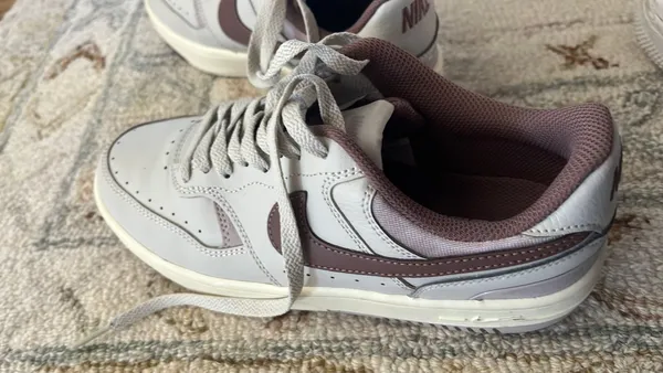 NIKE Purple Sneakers size 6.5 - Image 8