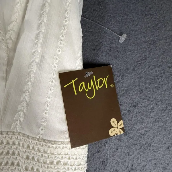 Taylor Dress Womens 10 White Embroidered Lace Fit Flare Maxi Sleeveless Lined - Image 3