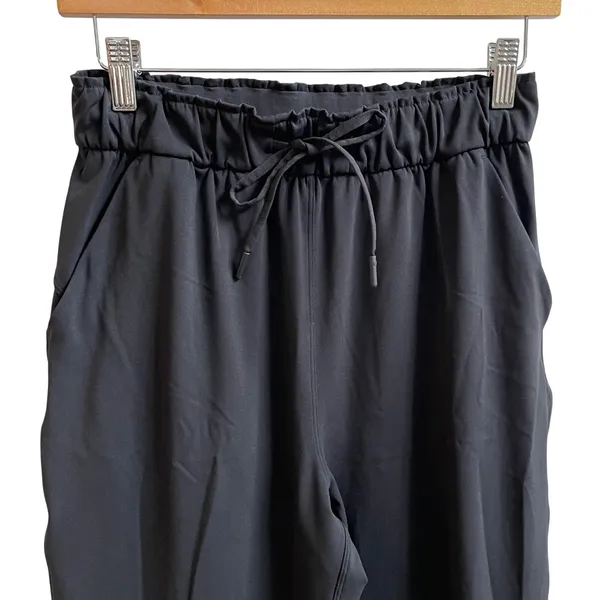 Lululemon Black Joggers‎ Women's Drawstring Waist Athletic High Rise Pants 6 - Image 4