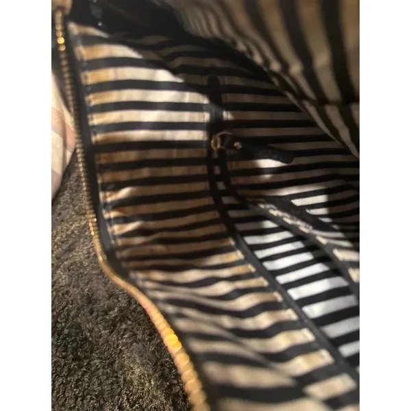 Kate Spade black leather purse - Image 15
