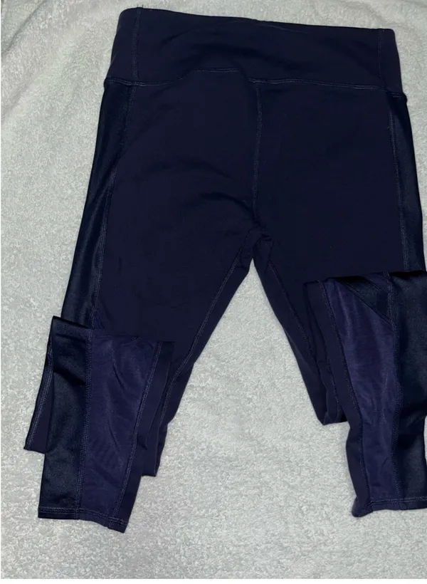 Alo Yoga Leggings - Image 6