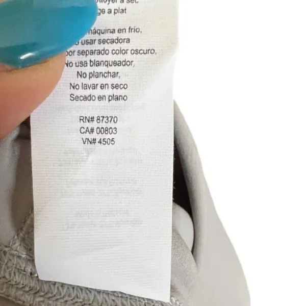 Alo Yoga‎ Pants with Cuts nwot - Image 6
