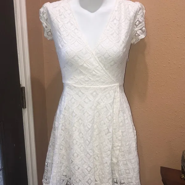 Lulus white lace dress - Image 3