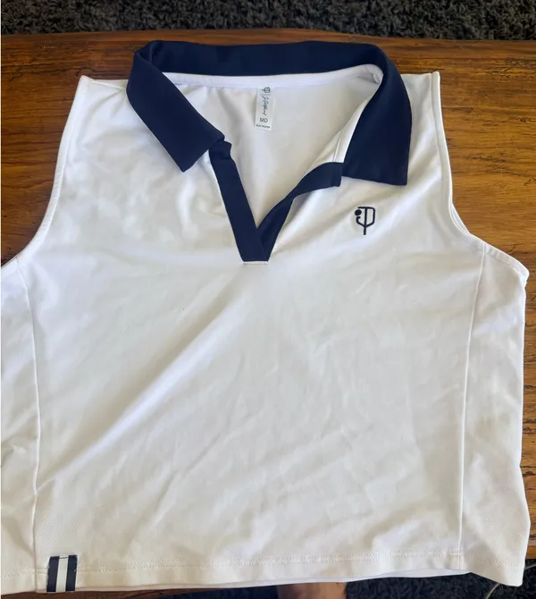 J. Pritchard Hamptons Crop Polo Medium White Navy Tennis Golf Pickleball $98 EUC - Image 5