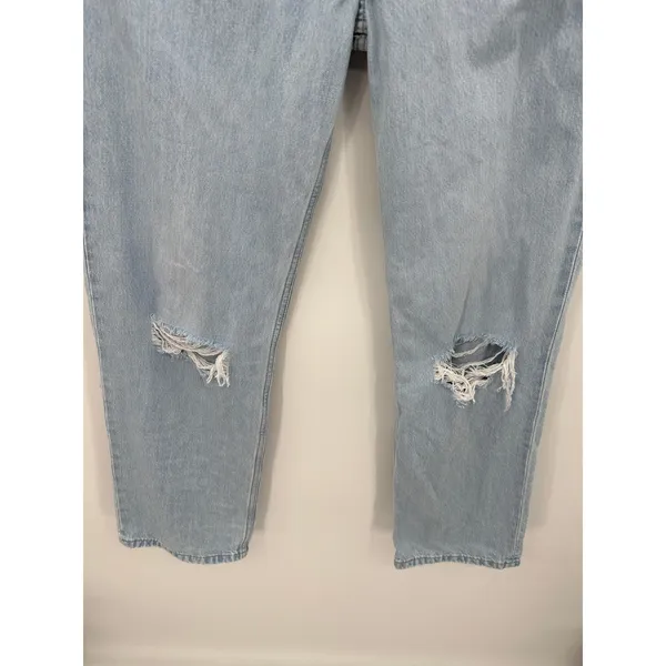 Levis Womens Low Pro Straight Light‎ Wash Denim Jeans Distressed Loose Size 30 - Image 3