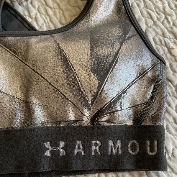 Under Armour metallic silver sports bra - Image 3