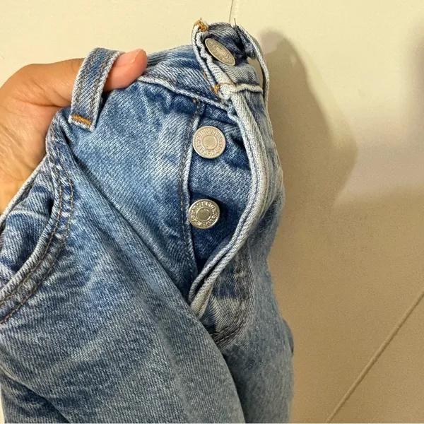 Levi’s Wedgie Straight Jeans Women’s Size 24 High Rise Distressed Raw Hem - Image 10