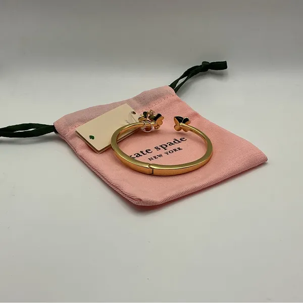 Kate Spade New York Gold Tone Spade Flower Hinged Bangle Bracelet NWT - Image 2
