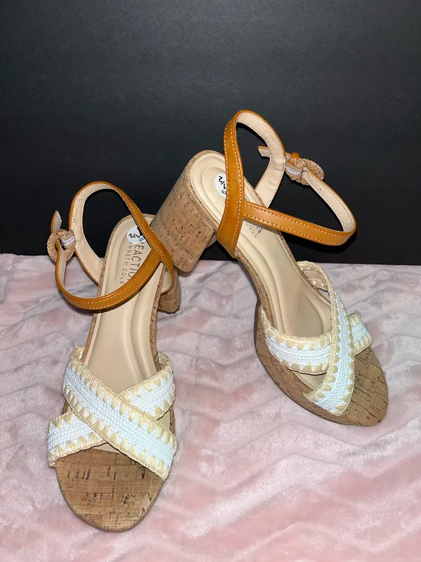 Reaction Kenneth Cole Reeva Platform Cork Block Heel Sandals Size 7.5 - Image 2